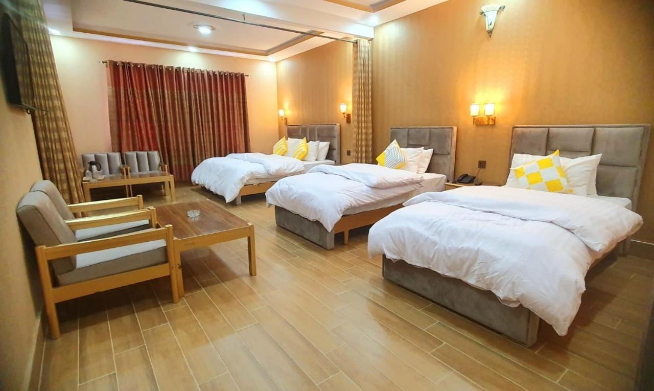 Royal Hotel Наран Экстерьер фото